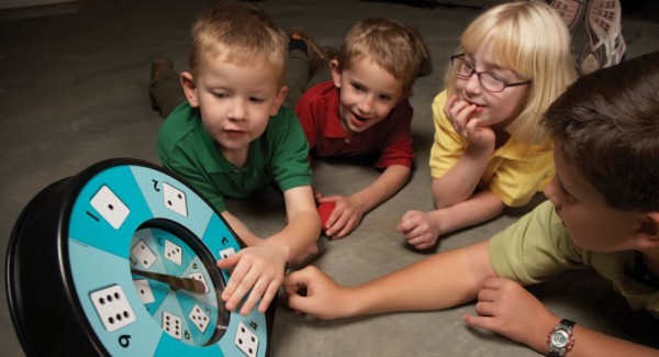 All-turm-it Spinner mit Kindern